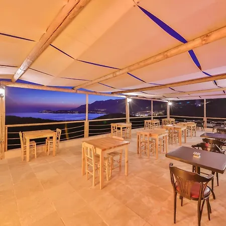 Отель Mojo Sunset Boutique Каш