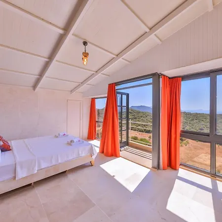 Mojo Sunset Boutique Hotel 5*