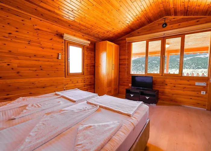 Отель Mojo Sunset Boutique 5*